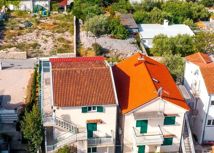 Charming Renovated Next To The Sea Lägenhet *